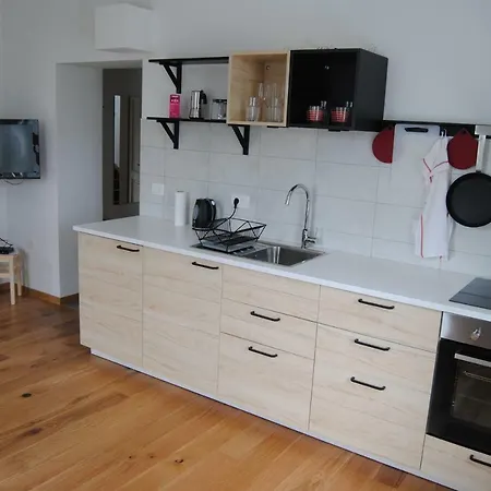 With Free Parking Апартаменти