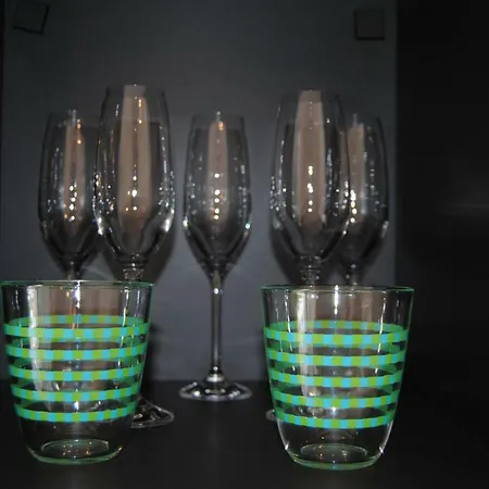 With Free Parking Апартаменти *