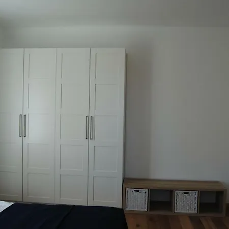 With Free Parking Apartamento